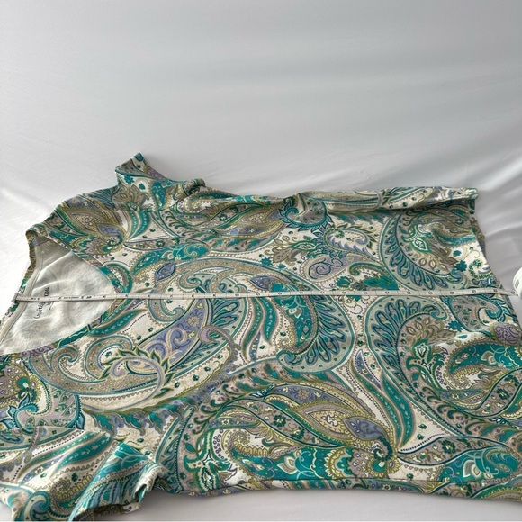 Croft & Barrow Multi Green Paisley V-Neck Top size Medium 100% Cotton - Picture 9 of 9
